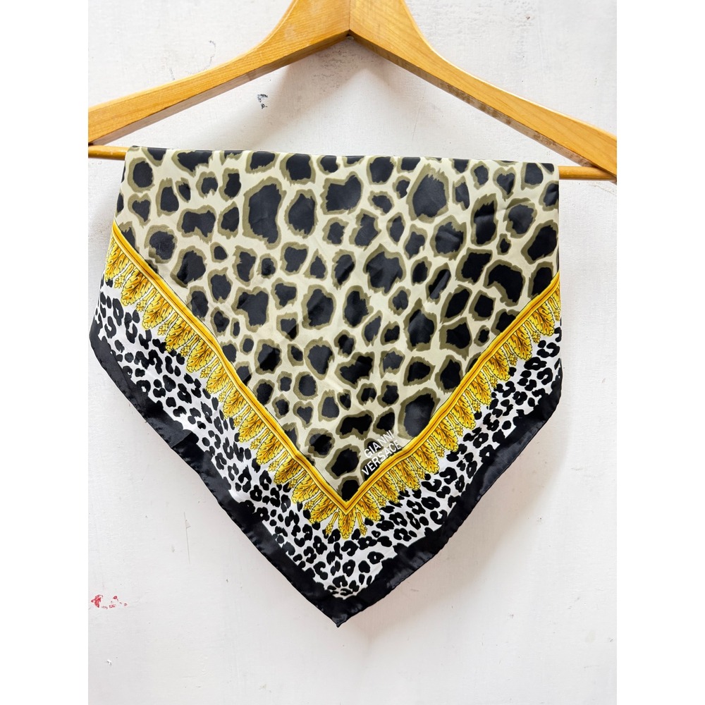 Gianni Versace Animal Print Scarf Leopard Cheetah Baroque Gold Black White 33x33